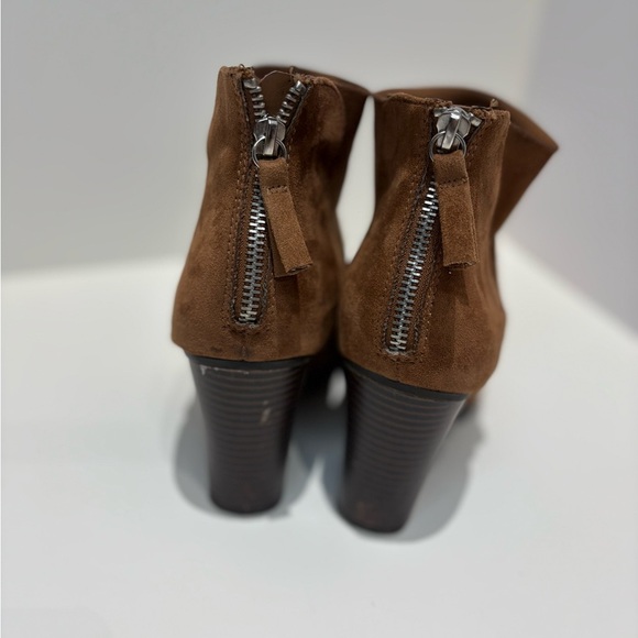 Women’s Brown Suede Ankle Boots – Block Heel – Size US 7 - Picture 3 of 9